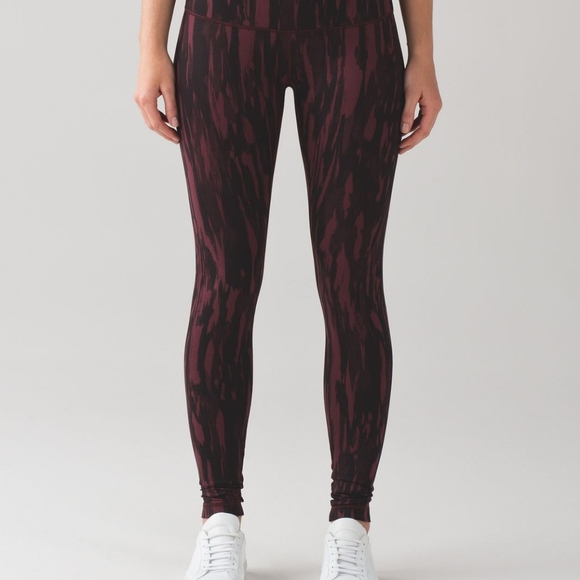 🦄 Lululemon Wunder Under Pants 4 Bordeaux Animal Print Pattern Leggings Rare - Picture 2 of 5